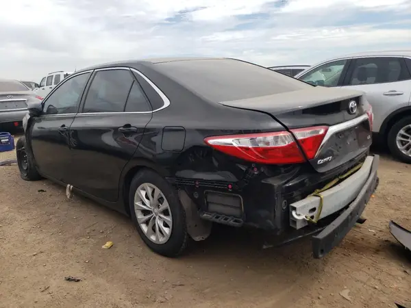 4T4BF1FK5GR565869 2016 TOYOTA CAMRY - Image 2