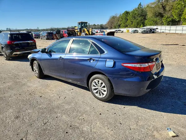 4T4BF1FK5GR569310 2016 TOYOTA CAMRY - Image 2