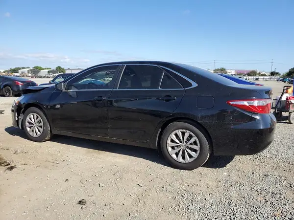 4T4BF1FK5GR569775 2016 TOYOTA CAMRY - Image 2