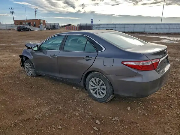 4T4BF1FK5GR577004 2016 TOYOTA CAMRY - Image 2