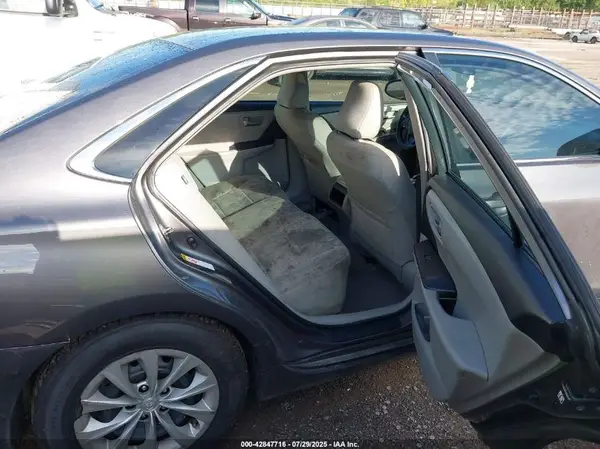 4T4BF1FK5GR579206 2016 TOYOTA CAMRY - Image 8