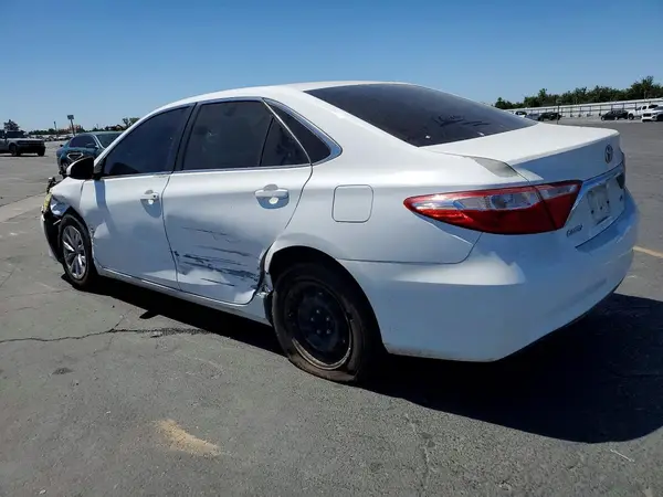 4T4BF1FK5GR584129 2016 TOYOTA CAMRY - Image 2