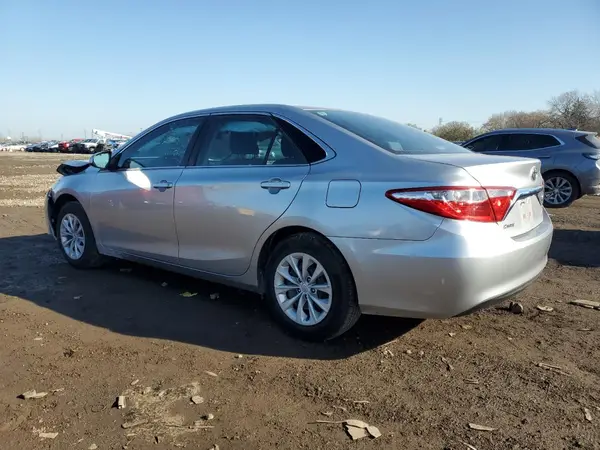 4T4BF1FK5GR584552 2016 TOYOTA CAMRY - Image 2