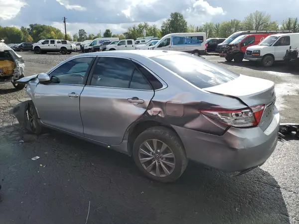 4T4BF1FK6GR518821 2016 TOYOTA CAMRY - Image 2