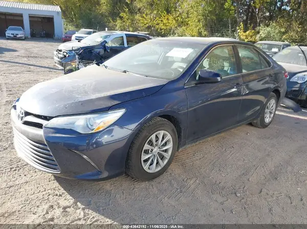 4T4BF1FK6GR521010 2016 TOYOTA CAMRY - Image 2