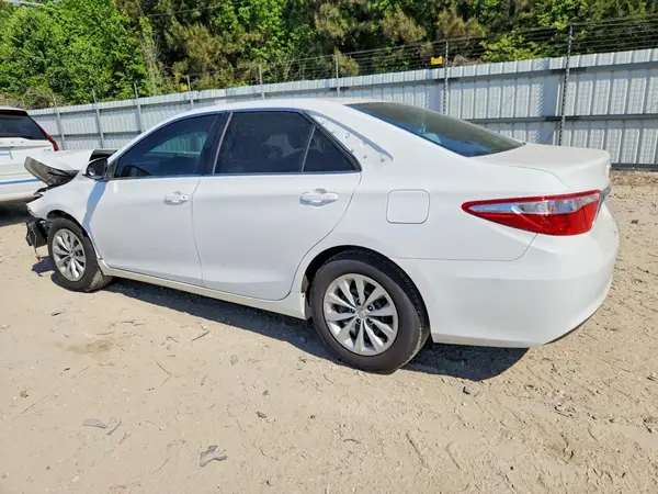 4T4BF1FK6GR522657 2016 TOYOTA CAMRY - Image 2