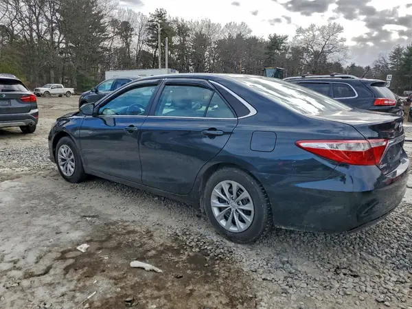 4T4BF1FK6GR524876 2016 TOYOTA CAMRY - Image 2