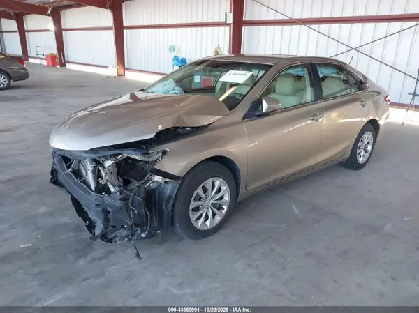 4T4BF1FK6GR530791 2016 TOYOTA CAMRY - Image 2