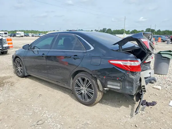 4T4BF1FK6GR531925 2016 TOYOTA CAMRY - Image 2