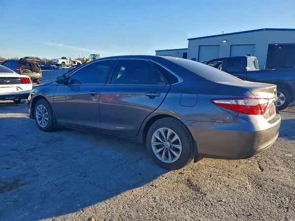 4T4BF1FK6GR531990 2016 TOYOTA CAMRY - Image 2