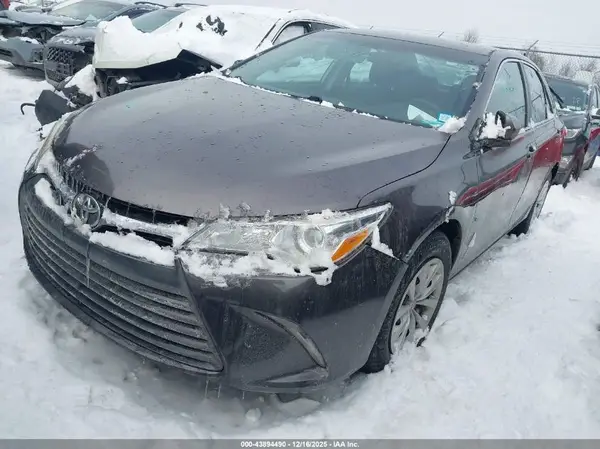 4T4BF1FK6GR532234 2016 TOYOTA CAMRY - Image 2