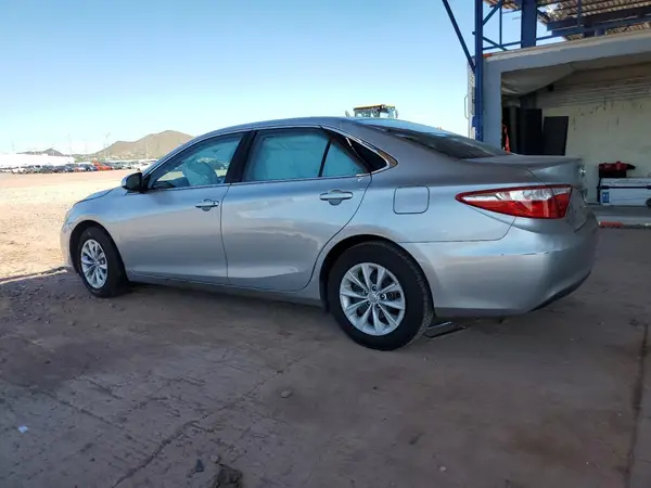 4T4BF1FK6GR534677 2016 TOYOTA CAMRY - Image 2