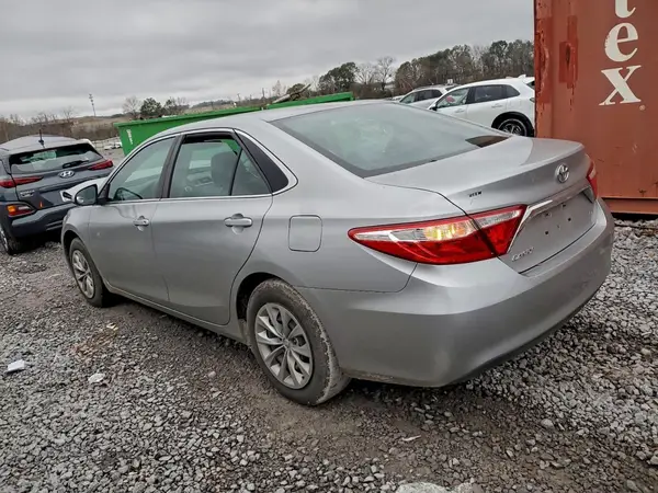 4T4BF1FK6GR539331 2016 TOYOTA CAMRY - Image 2