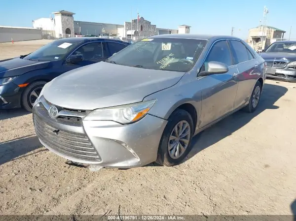 4T4BF1FK6GR539538 2016 TOYOTA CAMRY - Image 2