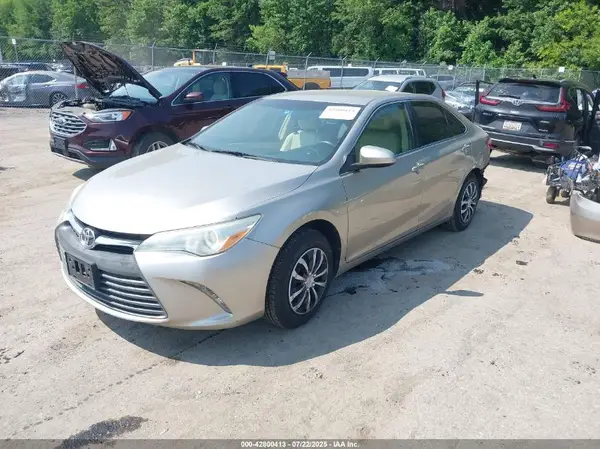 4T4BF1FK6GR540947 2016 TOYOTA CAMRY - Image 2