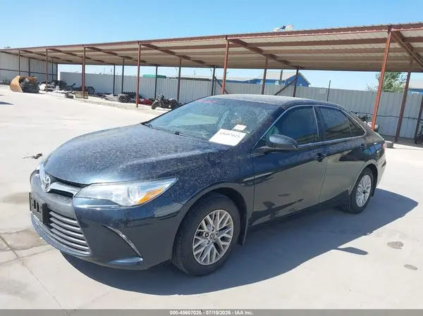 4T4BF1FK6GR541693 2016 TOYOTA CAMRY - Image 2