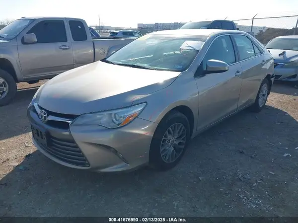 4T4BF1FK6GR542665 2016 TOYOTA CAMRY - Image 2