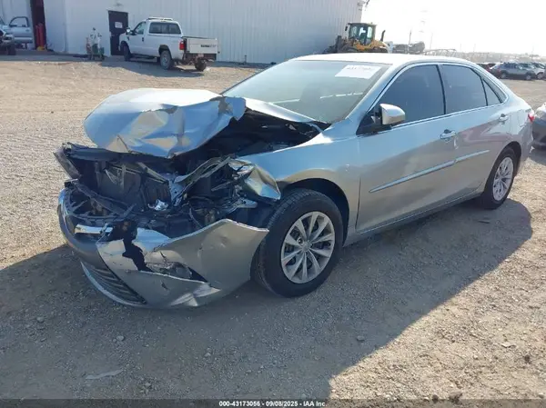 4T4BF1FK6GR544108 2016 TOYOTA CAMRY - Image 2