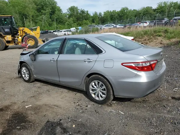 4T4BF1FK6GR544870 2016 TOYOTA CAMRY - Image 2