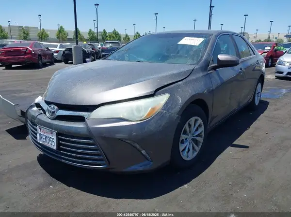 4T4BF1FK6GR548191 2016 TOYOTA CAMRY - Image 2