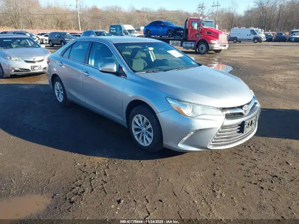 4T4BF1FK6GR548207 2016 TOYOTA CAMRY - Image 1