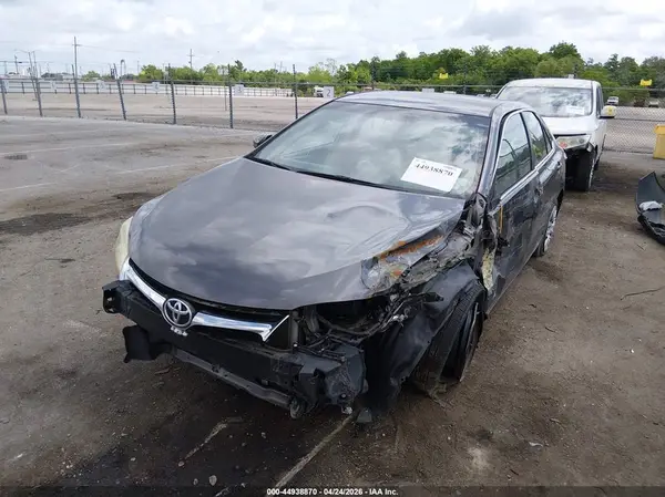 4T4BF1FK6GR550779 2016 TOYOTA CAMRY - Image 2