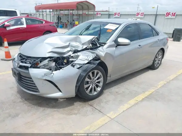 4T4BF1FK6GR554749 2016 TOYOTA CAMRY - Image 2