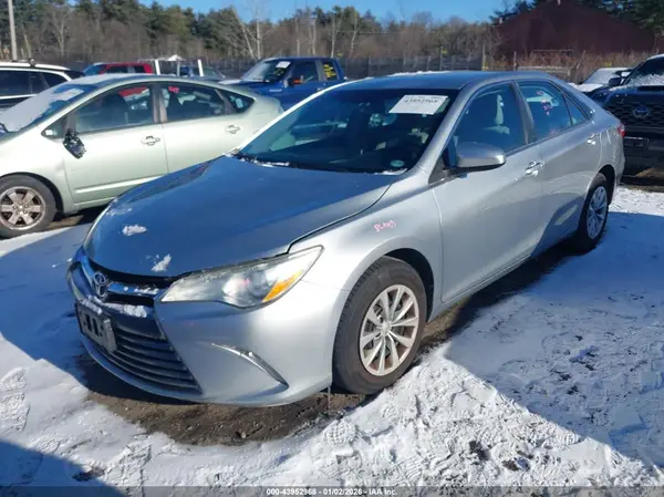 4T4BF1FK6GR556825 2016 TOYOTA CAMRY - Image 2