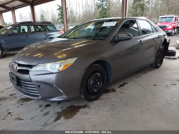 4T4BF1FK6GR564830 2016 TOYOTA CAMRY - Image 2