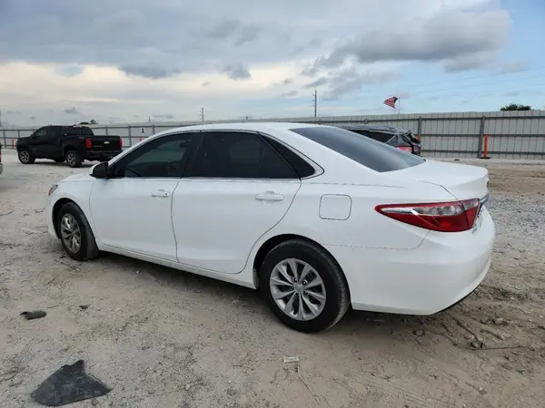 4T4BF1FK6GR568666 2016 TOYOTA CAMRY - Image 2