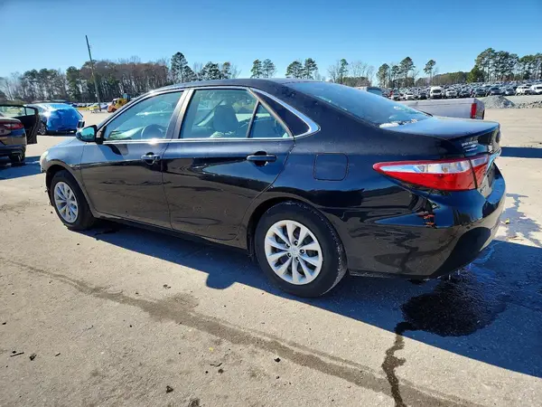 4T4BF1FK6GR572362 2016 TOYOTA CAMRY - Image 2