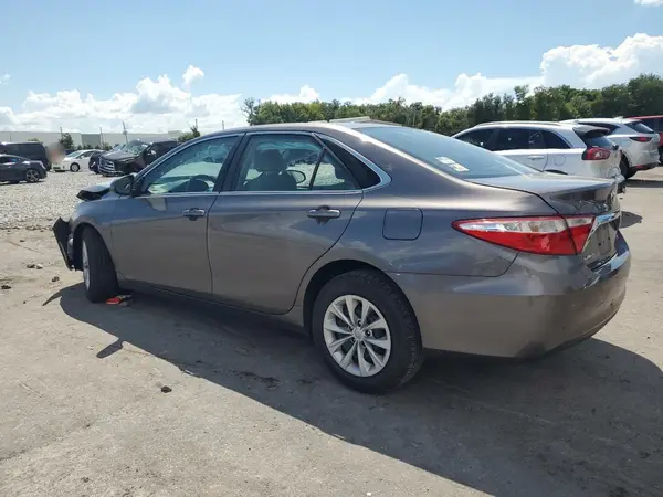 4T4BF1FK6GR574435 2016 TOYOTA CAMRY - Image 2