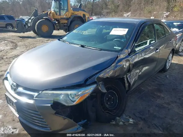 4T4BF1FK6GR579599 2016 TOYOTA CAMRY - Image 2