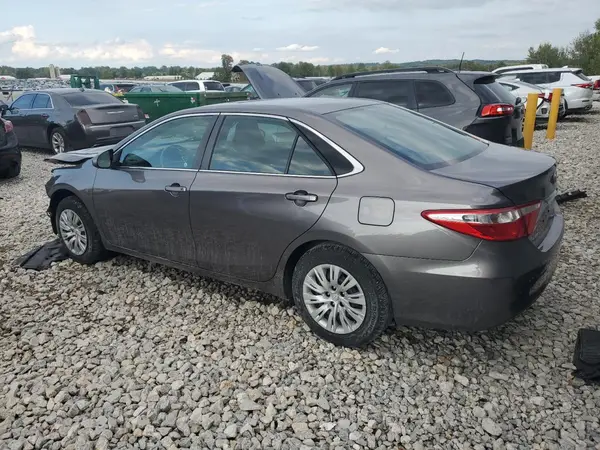 4T4BF1FK6GR579943 2016 TOYOTA CAMRY - Image 2