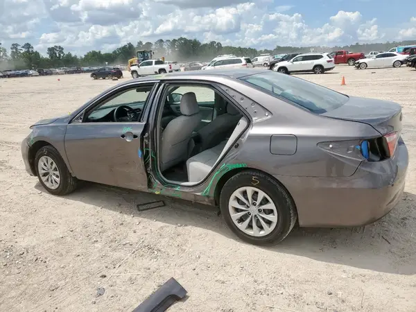 4T4BF1FK6GR580882 2016 TOYOTA CAMRY - Image 2
