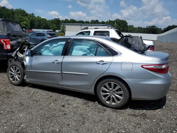 4T4BF1FK6GR583636 2016 TOYOTA CAMRY - Image 2
