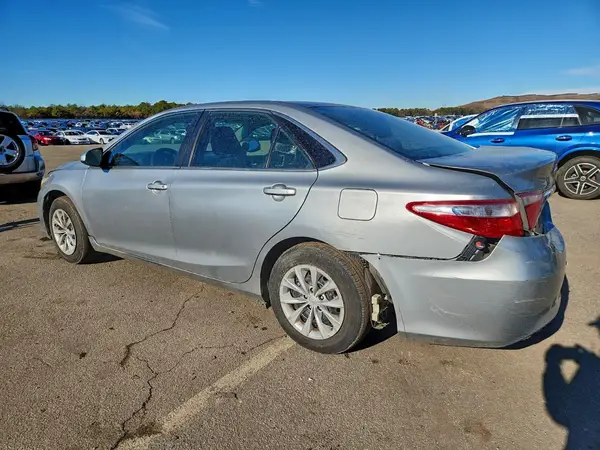 4T4BF1FK7GR517144 2016 TOYOTA CAMRY - Image 2