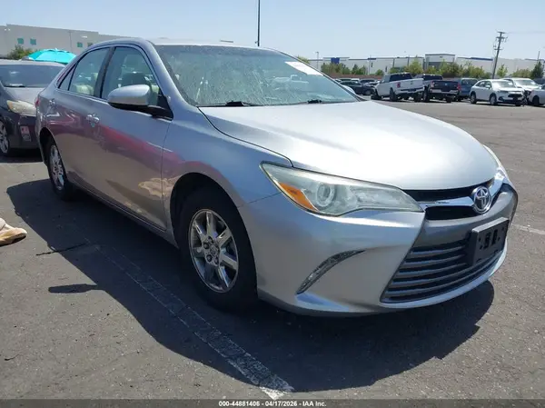 4T4BF1FK7GR519458 2016 TOYOTA CAMRY - Image 1
