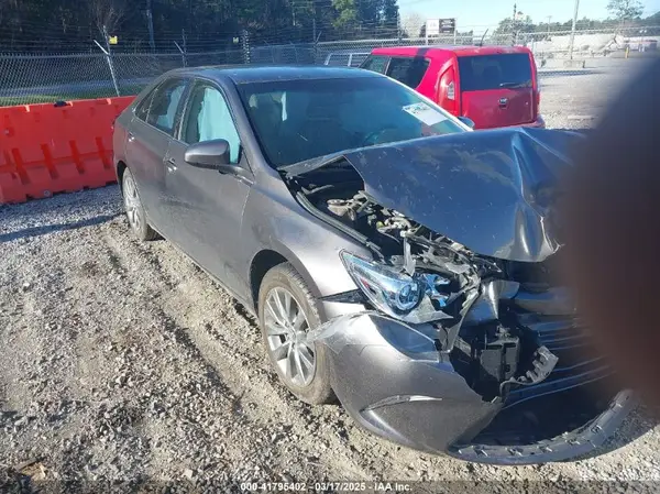 4T4BF1FK7GR522084 2016 TOYOTA CAMRY - Image 1