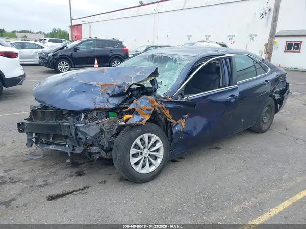 4T4BF1FK7GR525955 2016 TOYOTA CAMRY - Image 2
