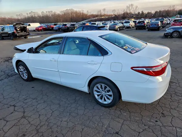 4T4BF1FK7GR526359 2016 TOYOTA CAMRY - Image 2