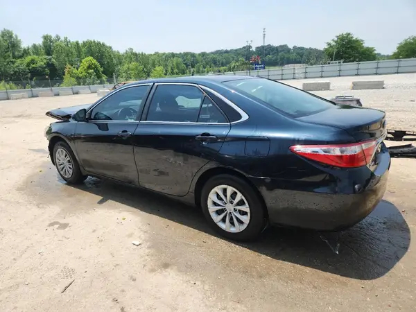 4T4BF1FK7GR526748 2016 TOYOTA CAMRY - Image 2