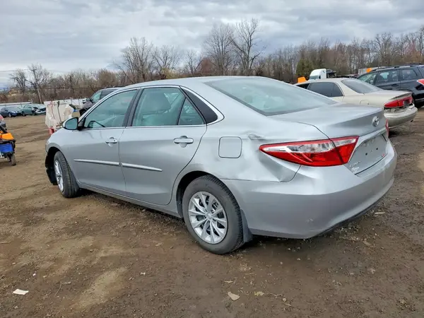 4T4BF1FK7GR528371 2016 TOYOTA CAMRY - Image 2