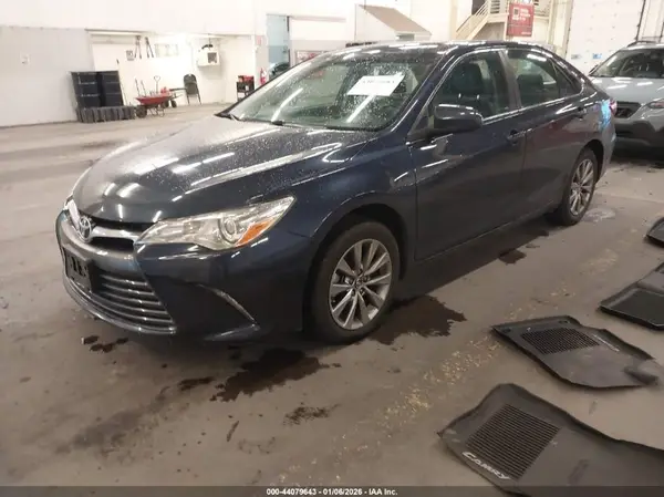4T4BF1FK7GR535031 2016 TOYOTA CAMRY - Image 2