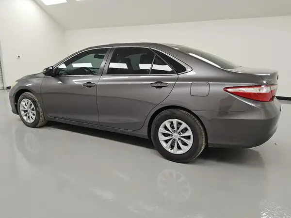 4T4BF1FK7GR535241 2016 TOYOTA CAMRY - Image 2