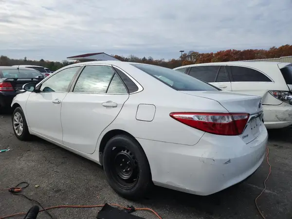 4T4BF1FK7GR536793 2016 TOYOTA CAMRY - Image 2