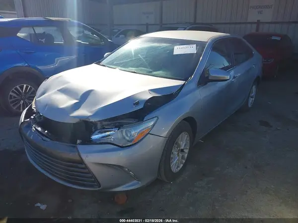 4T4BF1FK7GR542027 2016 TOYOTA CAMRY - Image 2