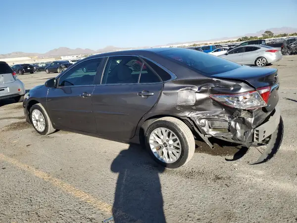 4T4BF1FK7GR542240 2016 TOYOTA CAMRY - Image 2