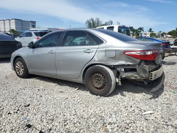 4T4BF1FK7GR545882 2016 TOYOTA CAMRY - Image 2