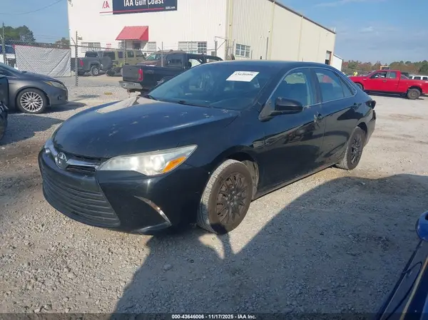 4T4BF1FK7GR547888 2016 TOYOTA CAMRY - Image 2